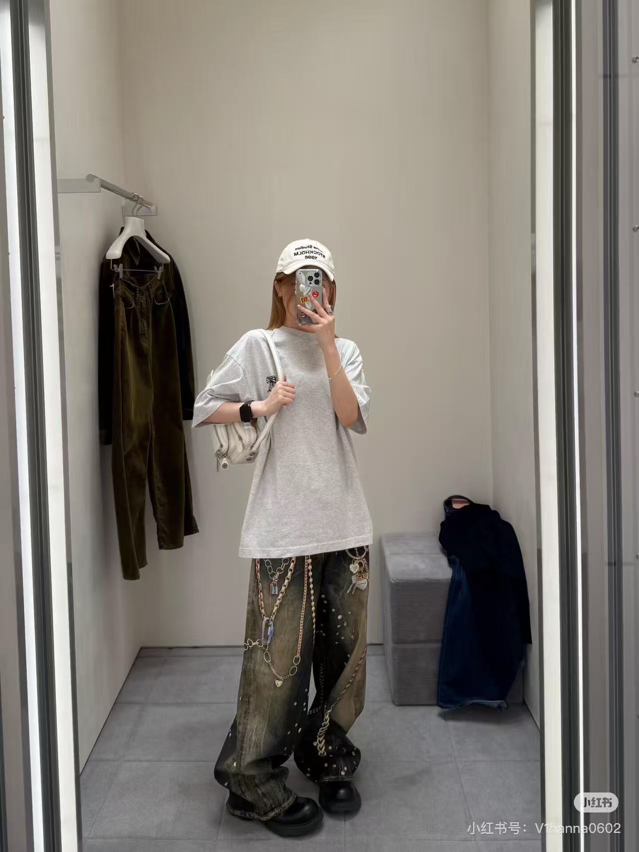 ACNE STUDIOS T-SHIRT - SUPER CLONE