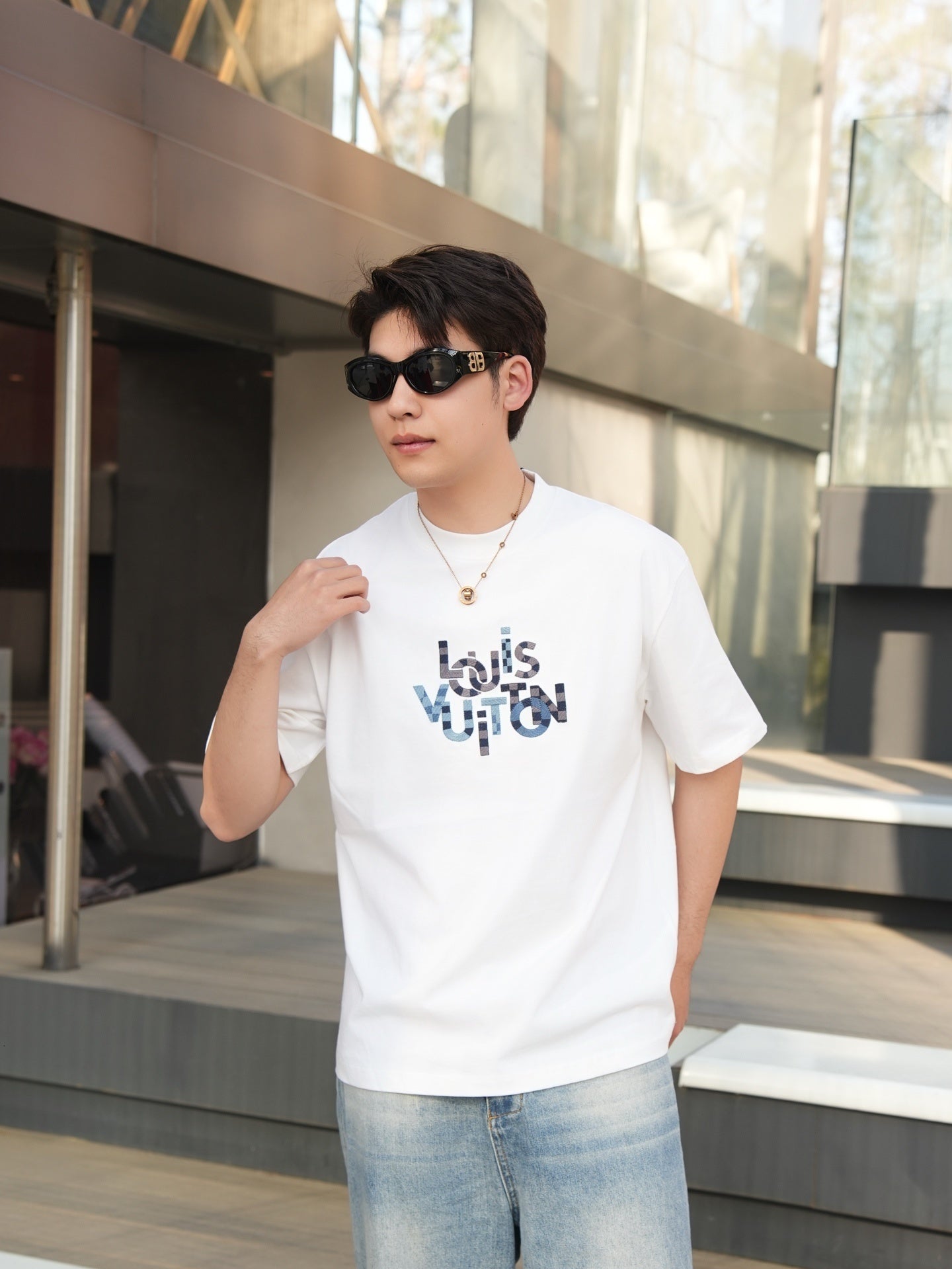 LOUIS VUITTON T-SHIRT - SCHWARZ / WEIß - SUPER CLONE 260g