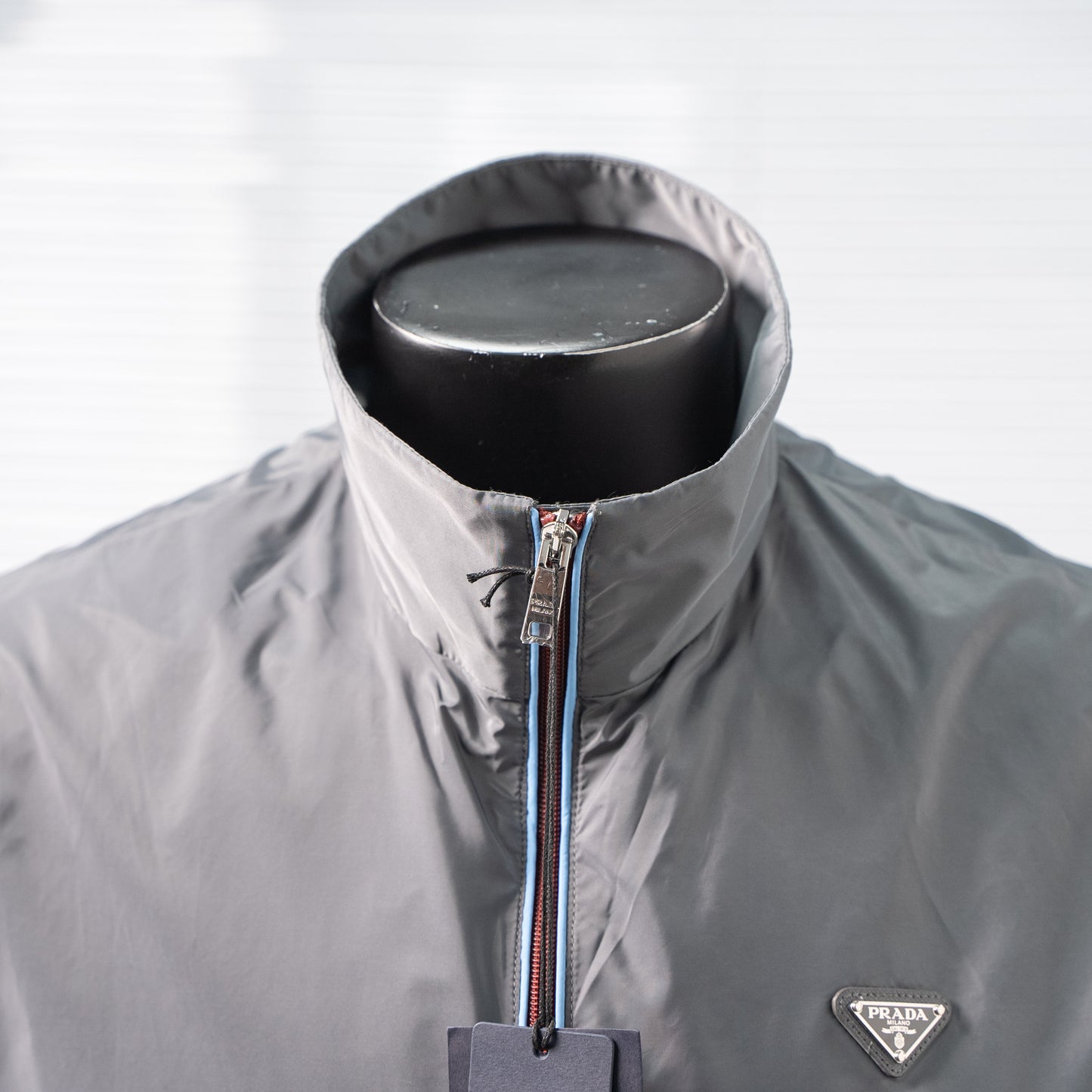 PRADA CONTRAST PIPING STAND COLLAR ZIPPER JACKET– 1:1 HIGH END