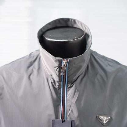 PRADA CONTRAST PIPING STAND COLLAR ZIPPER JACKET– 1:1 HIGH END