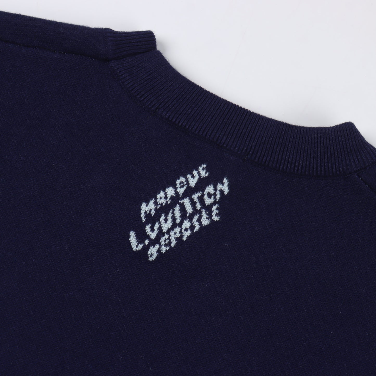 LOUIS VUITTON T-SHIRT - SUPER CLONE