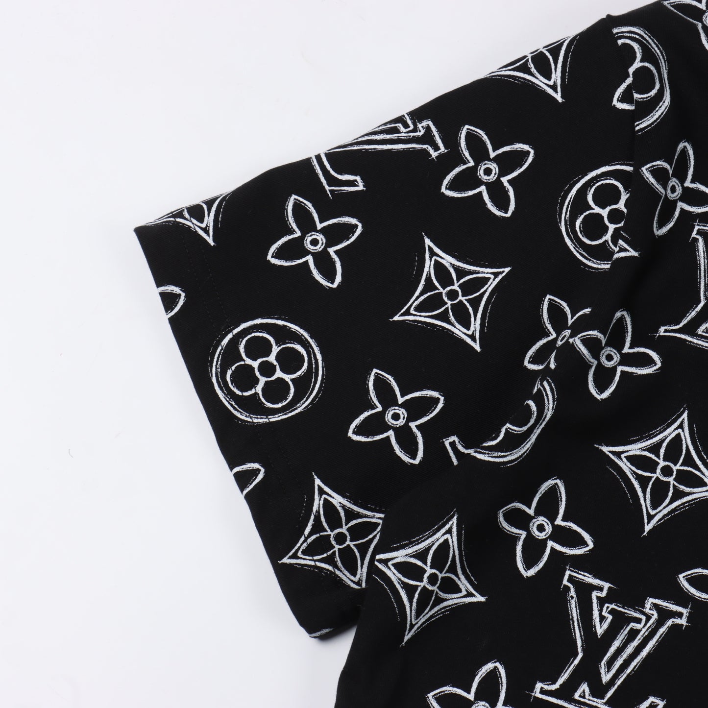 LOUIS VUITTON T-SHIRT - SUPER CLONE