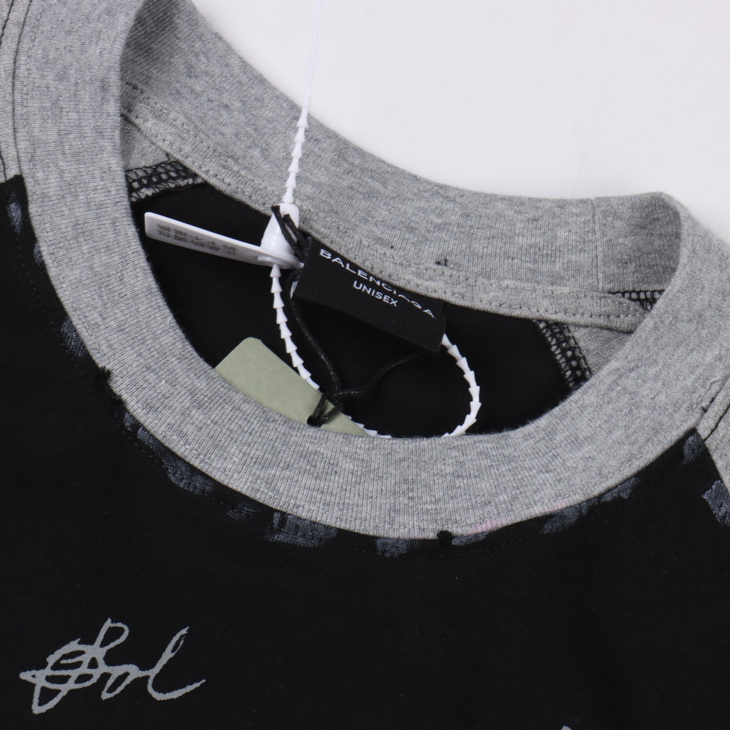 BALENCIAGA T-SHIRT - SUPER CLONE