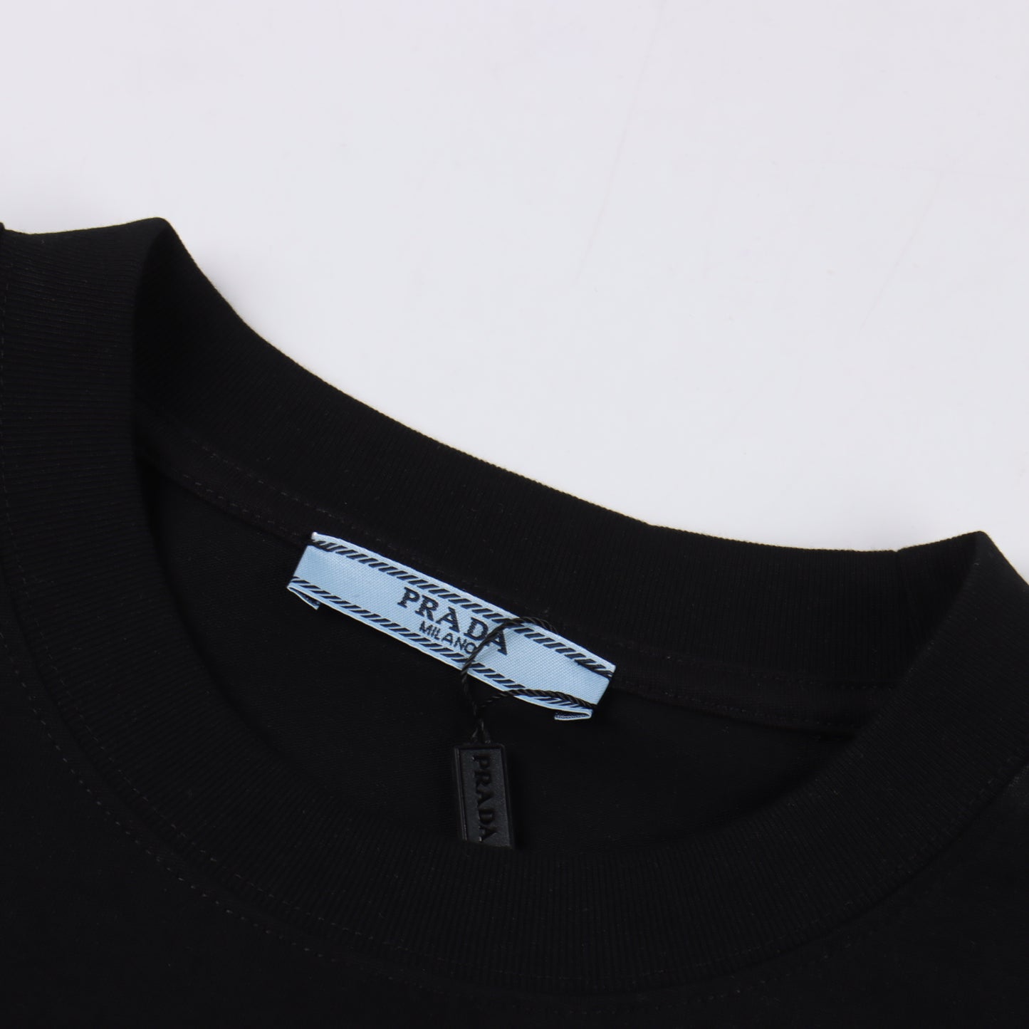 PRADA T-SHIRT - SUPER CLONE