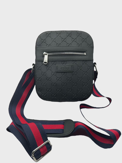 GUCCI BAG - SMALL - UNISEX - MONOGRAM GG - BLACK