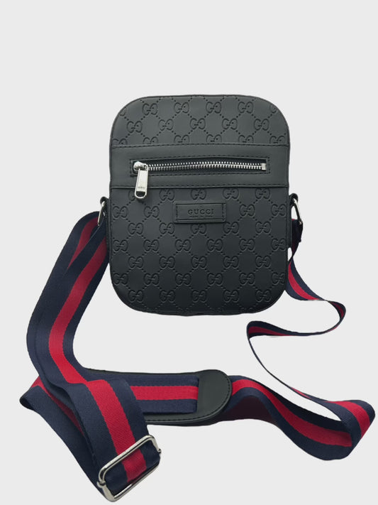 GUCCI BAG - SMALL - UNISEX - MONOGRAM GG - BLACK