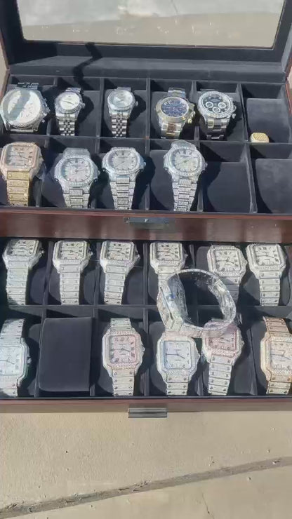 Santos De Cartier WSSA0018 Iced Out – Superclone 1:1 with genuine moissanite diamonds and Roman numerals