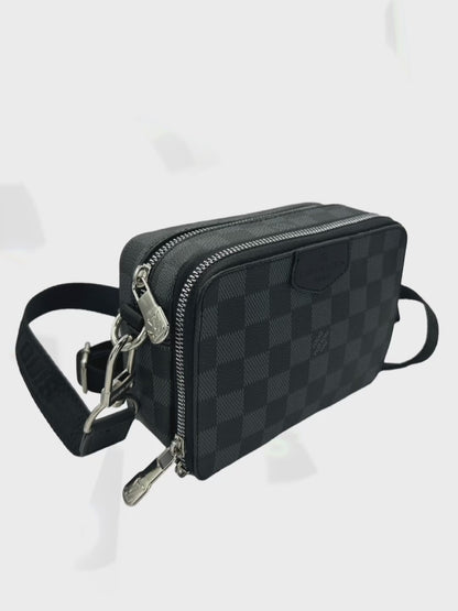 LOUIS VUITTON BAG - Damier Graphite Alpha - SMALL - UNISEX - CHECKED